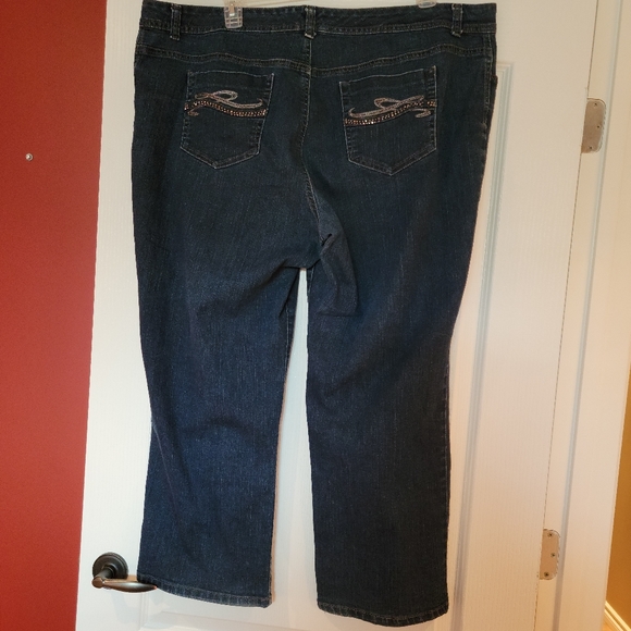 Plus Size Women's Jeans 24W Petite - Picture 2 of 6